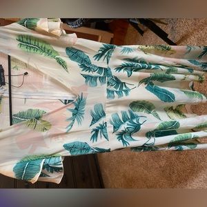 boohoo float leaf dress ,deep v top